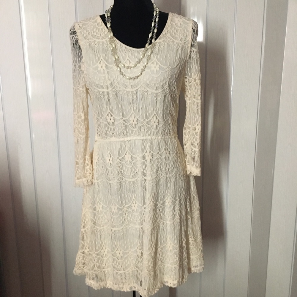 🔥3/$15🔥Lace cream dress
